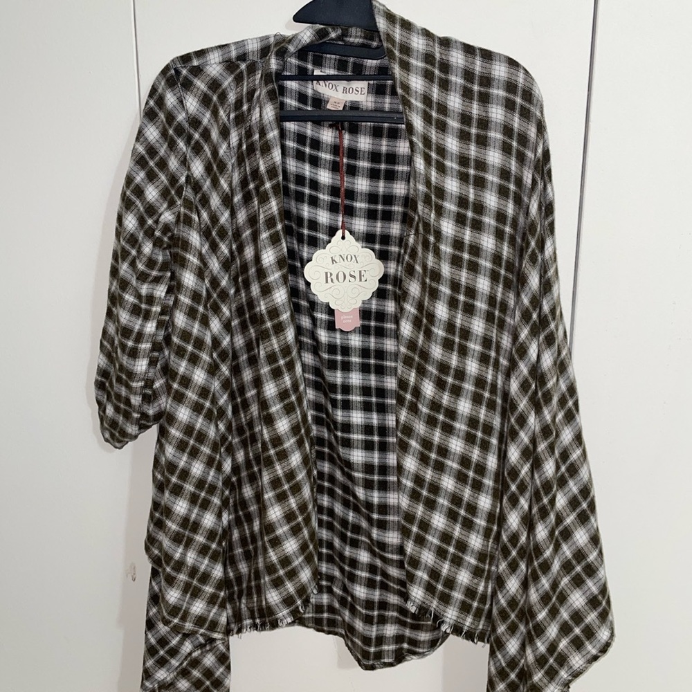 NWT Brown and White flannel size xs/s